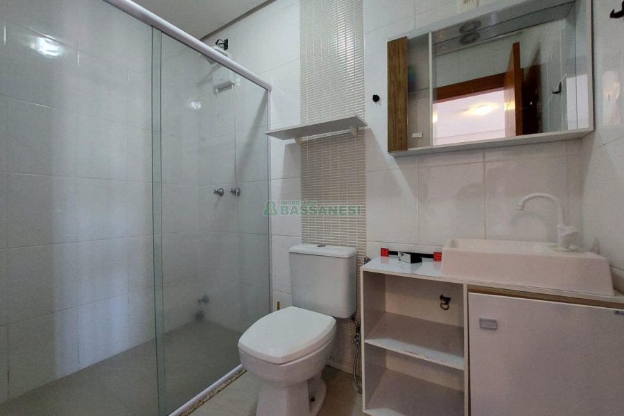 Apto Mobiliado com 76m², 1 dormitório, 1 vaga, no bairro Petrópolis em Caxias do Sul para Alugar