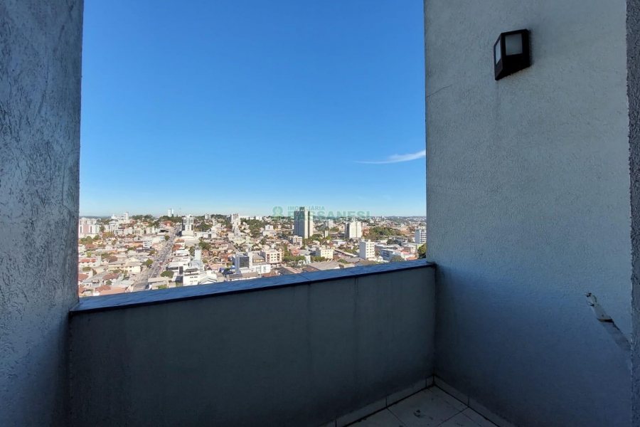 Apto Mobiliado com 76m², 1 dormitório, 1 vaga, no bairro Petrópolis em Caxias do Sul para Alugar