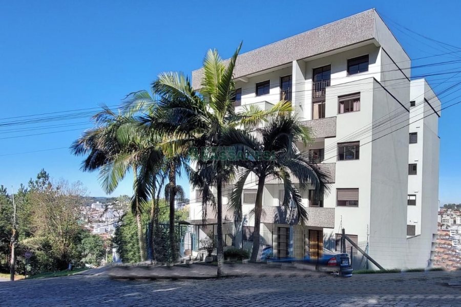 Apto Mobiliado com 76m², 1 dormitório, 1 vaga, no bairro Petrópolis em Caxias do Sul para Alugar