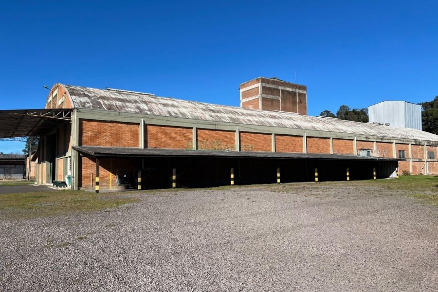 Pavilhão com 4600m², no bairro Forqueta em Caxias do Sul para Alugar