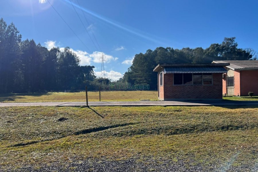 Pavilhão com 4600m², no bairro Forqueta em Caxias do Sul para Alugar