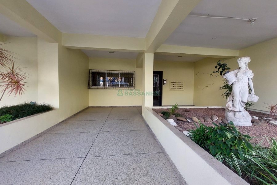 Apartamento com 115m², 3 dormitórios, 1 vaga, no bairro Medianeira em Caxias do Sul para Alugar