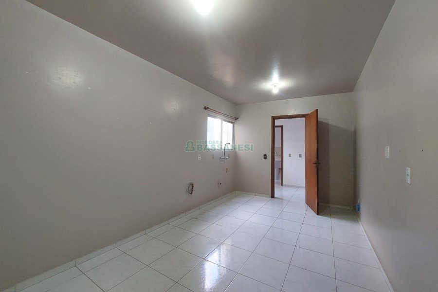 Apartamento com 115m², 3 dormitórios, 1 vaga, no bairro Medianeira em Caxias do Sul para Alugar