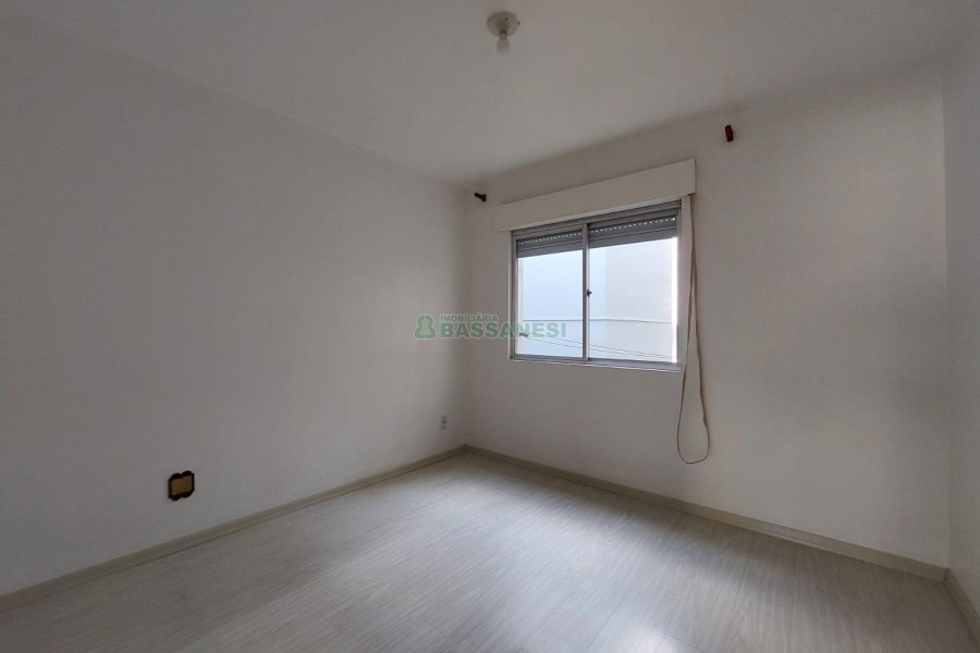Apartamento com 115m², 3 dormitórios, 1 vaga, no bairro Medianeira em Caxias do Sul para Alugar
