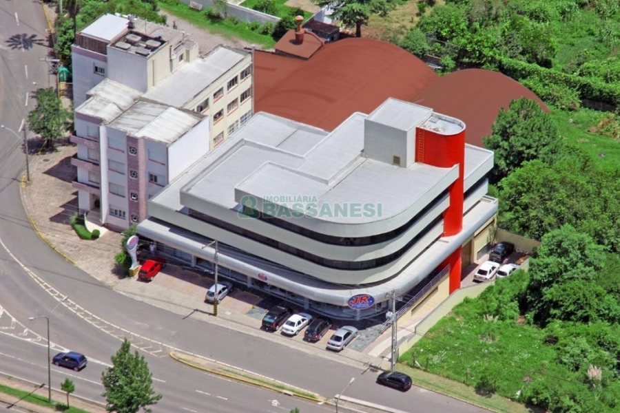 Sala Mobiliada com 195m², no bairro Lourdes em Caxias do Sul para Alugar