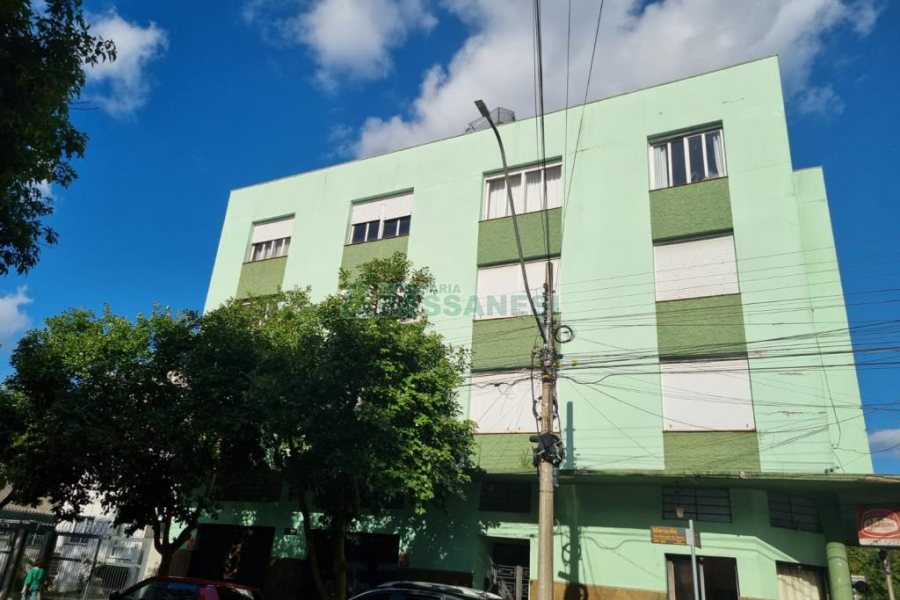 Apartamento com 106m², 2 dormitórios, no bairro Centro em Caxias do Sul para Comprar