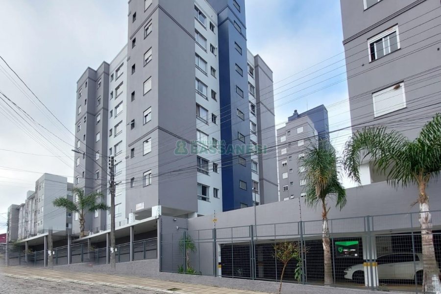 Apartamento com 62m², 2 dormitórios, 1 vaga, no bairro São Caetano em Caxias do Sul para Alugar