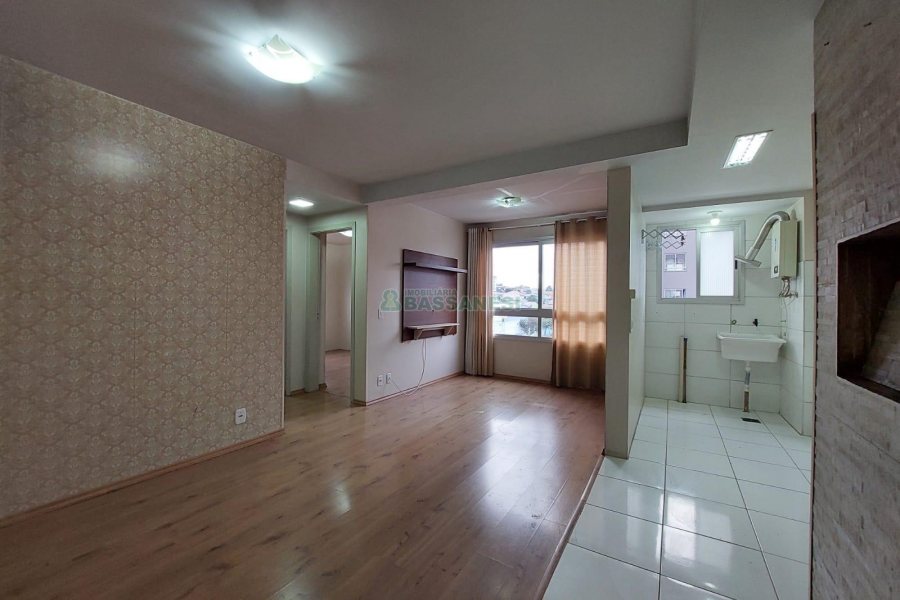 Apartamento com 62m², 2 dormitórios, 1 vaga, no bairro São Caetano em Caxias do Sul para Alugar