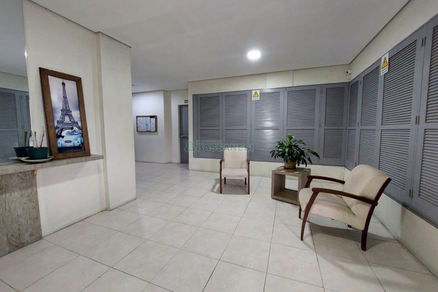 Apartamento com 62m², 2 dormitórios, 1 vaga, no bairro São Caetano em Caxias do Sul para Alugar