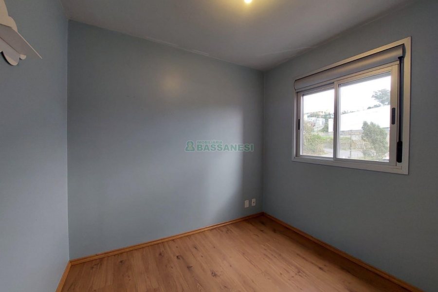 Apartamento com 62m², 2 dormitórios, 1 vaga, no bairro São Caetano em Caxias do Sul para Alugar