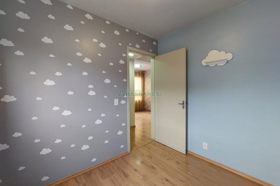 Apartamento com 62m², 2 dormitórios, 1 vaga, no bairro São Caetano em Caxias do Sul para Alugar