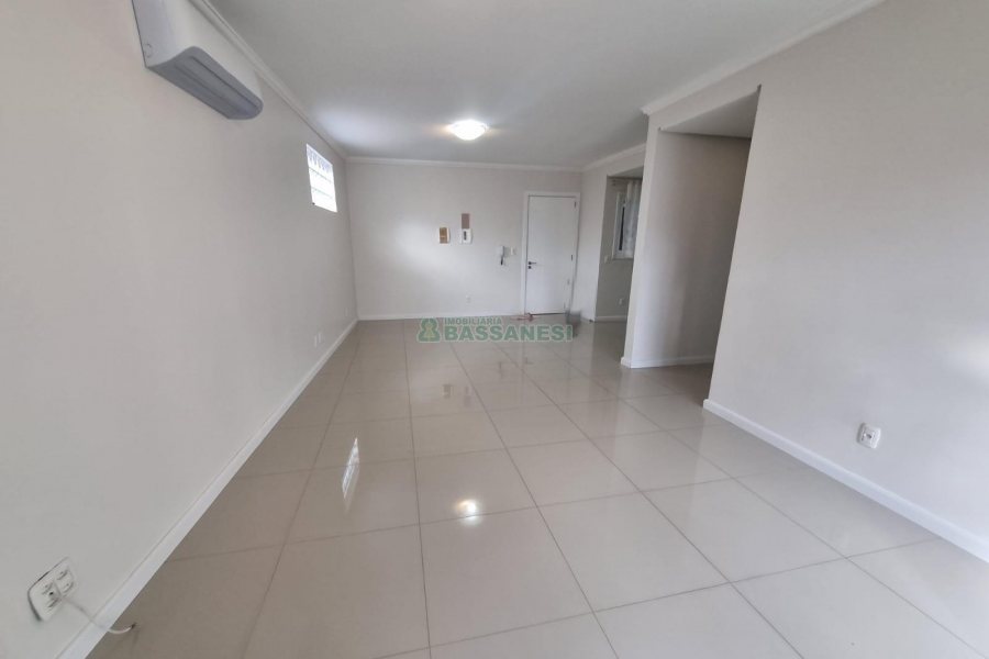 Apartamento com 100m², 2 dormitórios, 1 vaga, no bairro Santa Catarina em Caxias do Sul para Alugar