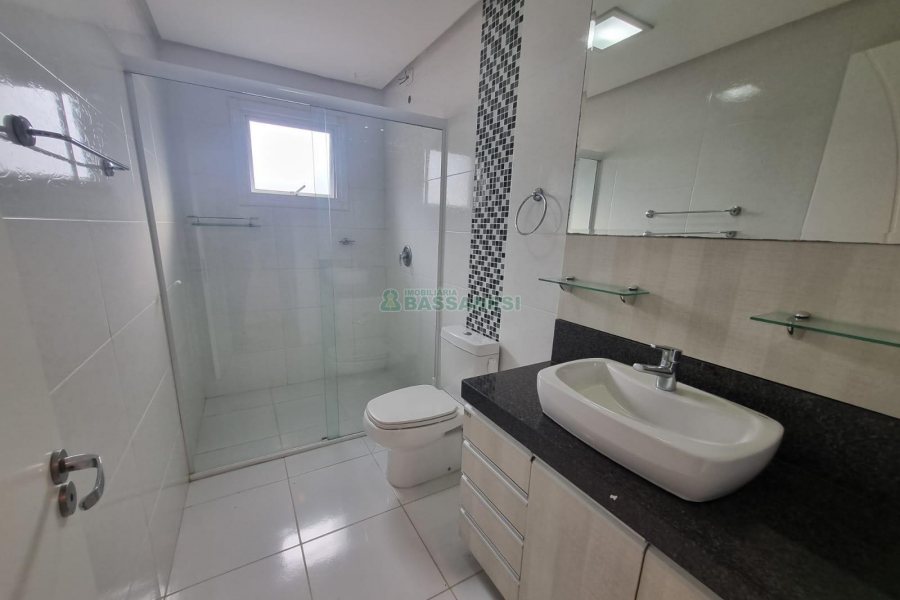 Apartamento com 100m², 2 dormitórios, 1 vaga, no bairro Santa Catarina em Caxias do Sul para Alugar
