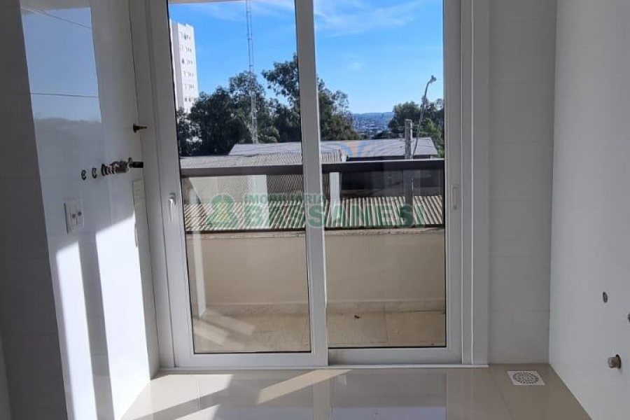 Apartamento com 174m², 3 dormitórios, 3 vagas, no bairro Universitário em Caxias do Sul para Comprar