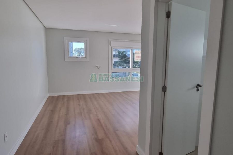 Apartamento com 174m², 3 dormitórios, 3 vagas, no bairro Universitário em Caxias do Sul para Comprar