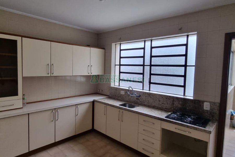 Apto/Cobertura com 207m², 3 dormitórios, 2 vagas, no bairro Pio X em Caxias do Sul para Comprar