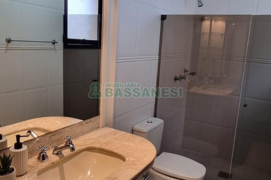 Apto/Cobertura com 207m², 3 dormitórios, 2 vagas, no bairro Pio X em Caxias do Sul para Comprar