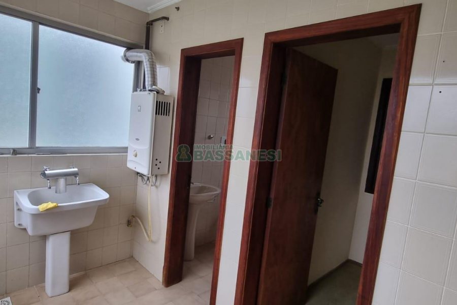 Apto/Cobertura com 207m², 3 dormitórios, 2 vagas, no bairro Pio X em Caxias do Sul para Comprar