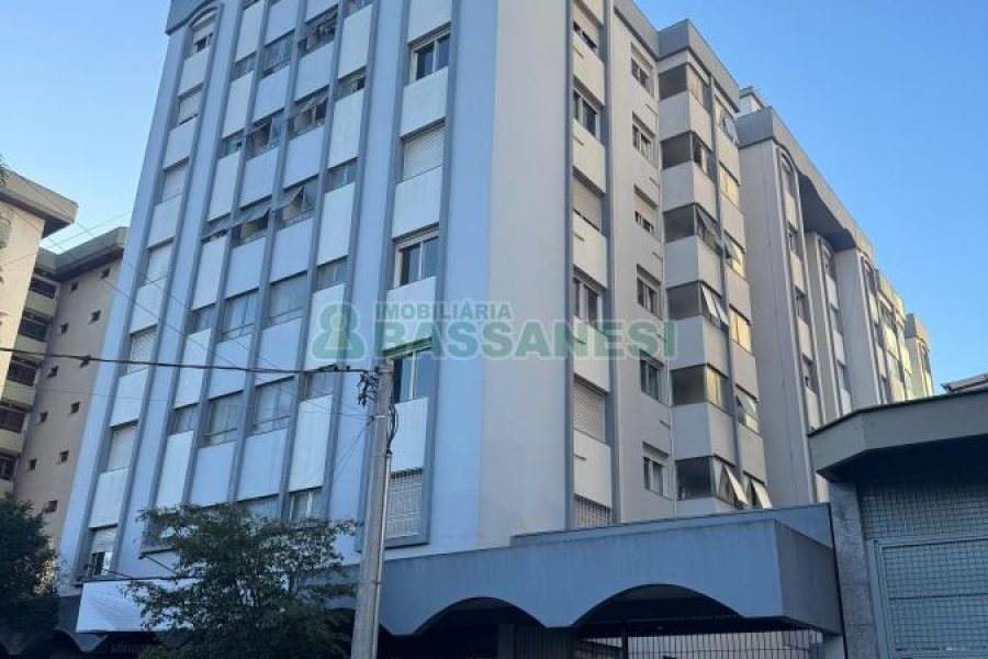 Apartamento com 68m², 2 dormitórios, 1 vaga, no bairro Lourdes em Caxias do Sul para Alugar