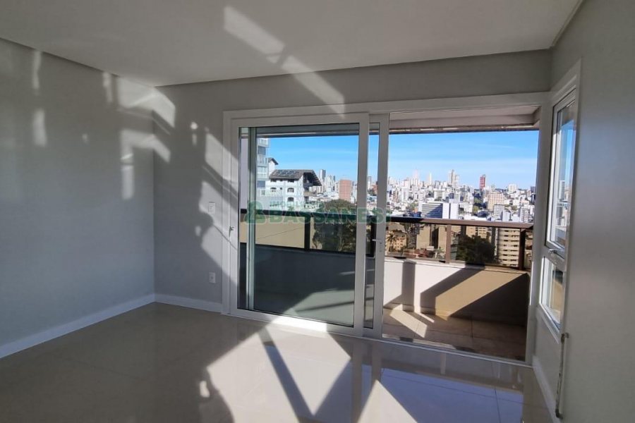 Apartamento com 168m², 3 dormitórios, 3 vagas, no bairro Universitário em Caxias do Sul para Comprar