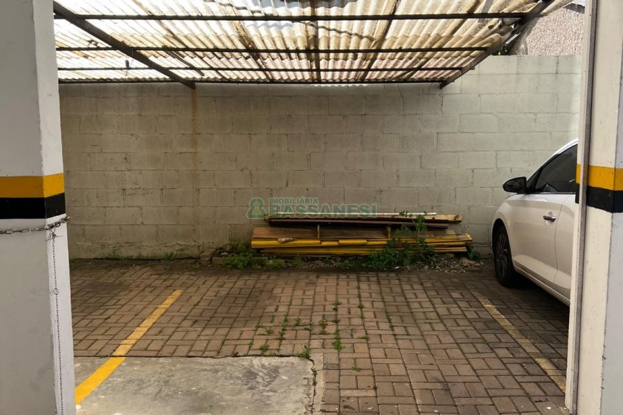 Apto Mobiliado com 37m², 1 dormitório, 1 vaga, no bairro Presidente Vargas em Caxias do Sul para Alugar