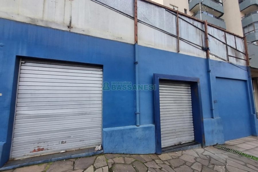 Pavilhão com 288m², no bairro Pio X em Caxias do Sul para Alugar