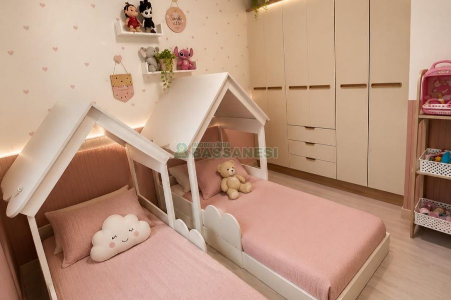 Apartamento com 55m², 2 dormitórios, 1 vaga, no bairro Santa Lúcia em Caxias do Sul para Comprar