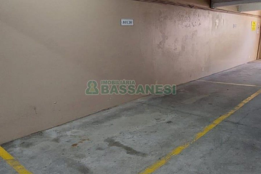 Apto Mobiliado com 80m², 2 dormitórios, 1 vaga, no bairro Medianeira em Caxias do Sul para Alugar