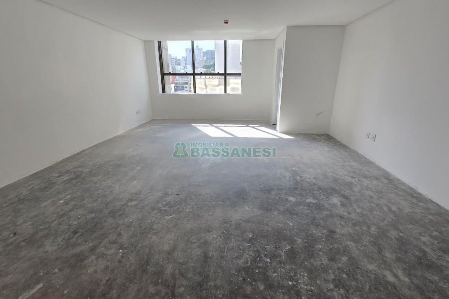 Sobreloja com 285m², 2 vagas, no bairro Exposição em Caxias do Sul para Alugar
