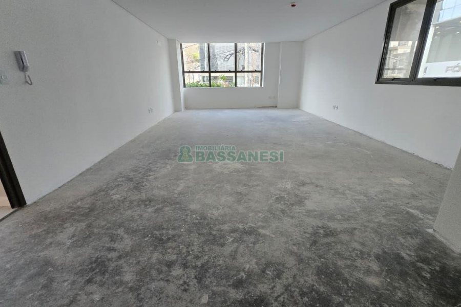 Sobreloja com 285m², 2 vagas, no bairro Exposição em Caxias do Sul para Alugar