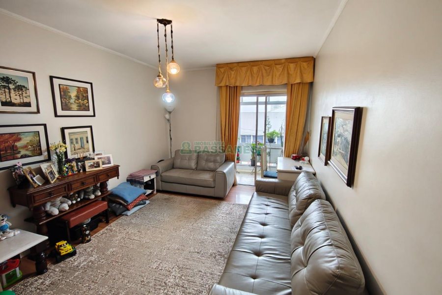 Apartamento com 105m², 3 dormitórios, 1 vaga, no bairro Lourdes em Caxias do Sul para Comprar