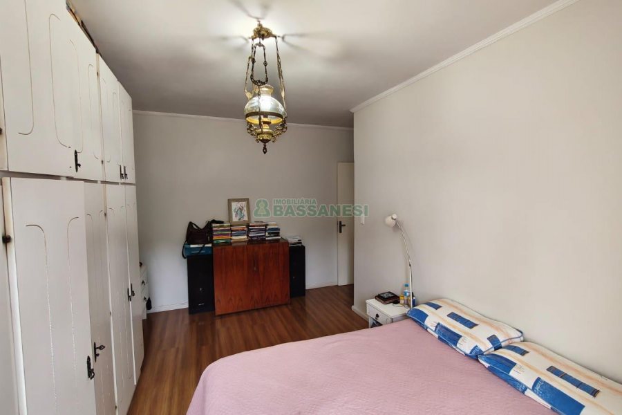 Apartamento com 105m², 3 dormitórios, 1 vaga, no bairro Lourdes em Caxias do Sul para Comprar