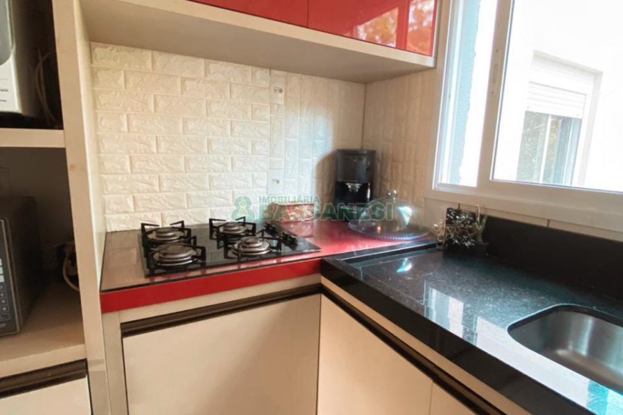 Apartamento com 52m², 2 dormitórios, 3 vagas, no bairro Treviso em Caxias do Sul para Comprar