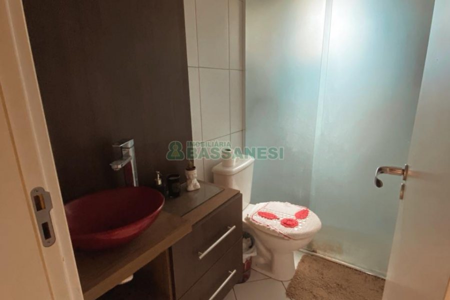 Apartamento com 52m², 2 dormitórios, 3 vagas, no bairro Treviso em Caxias do Sul para Comprar