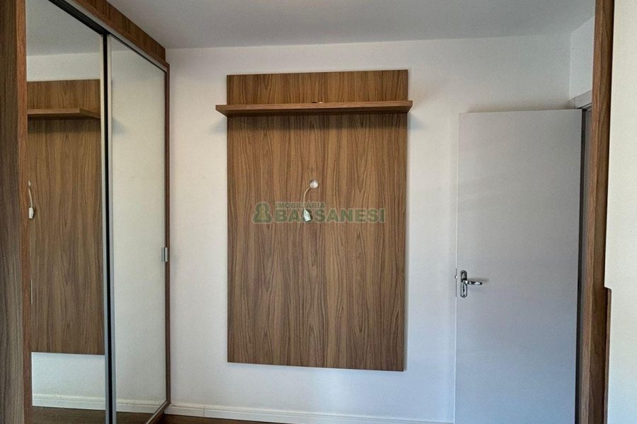 Sobrado Mobiliado com 85m², 2 dormitórios, 2 vagas, no bairro São Luiz em Caxias do Sul para Alugar