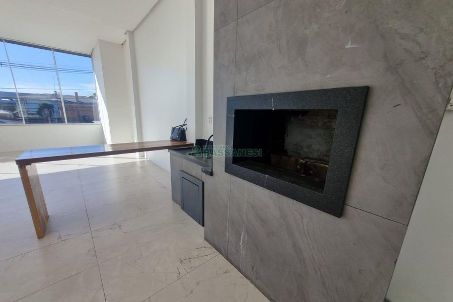 Casa com 377m², 4 dormitórios, 5 vagas, no bairro Bela Vista em Caxias do Sul para Alugar ou Comprar