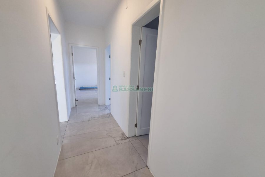 Casa com 377m², 4 dormitórios, 5 vagas, no bairro Bela Vista em Caxias do Sul para Alugar ou Comprar