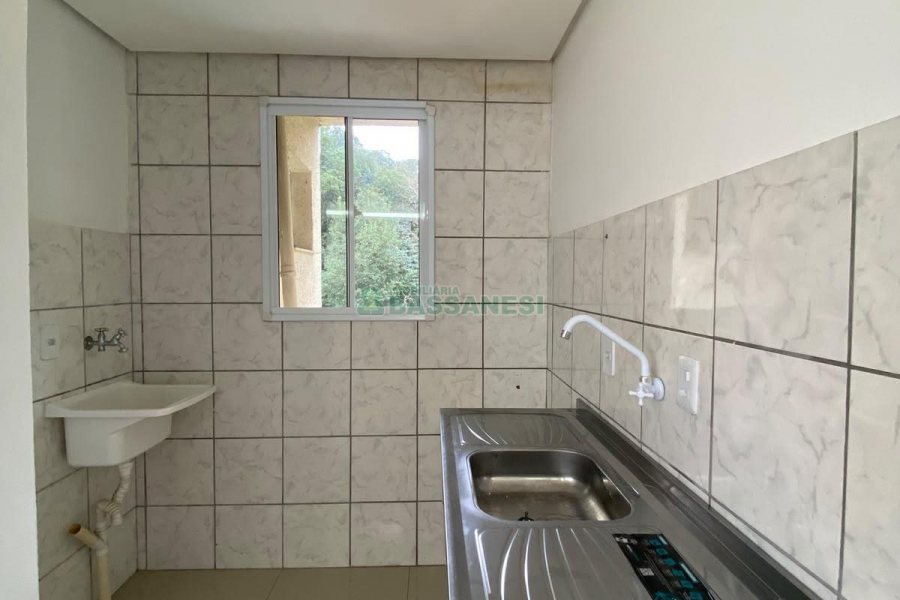 Apartamento com 44m², 2 dormitórios, 1 vaga, no bairro Nossa Senhora das Graças em Caxias do Sul para Comprar