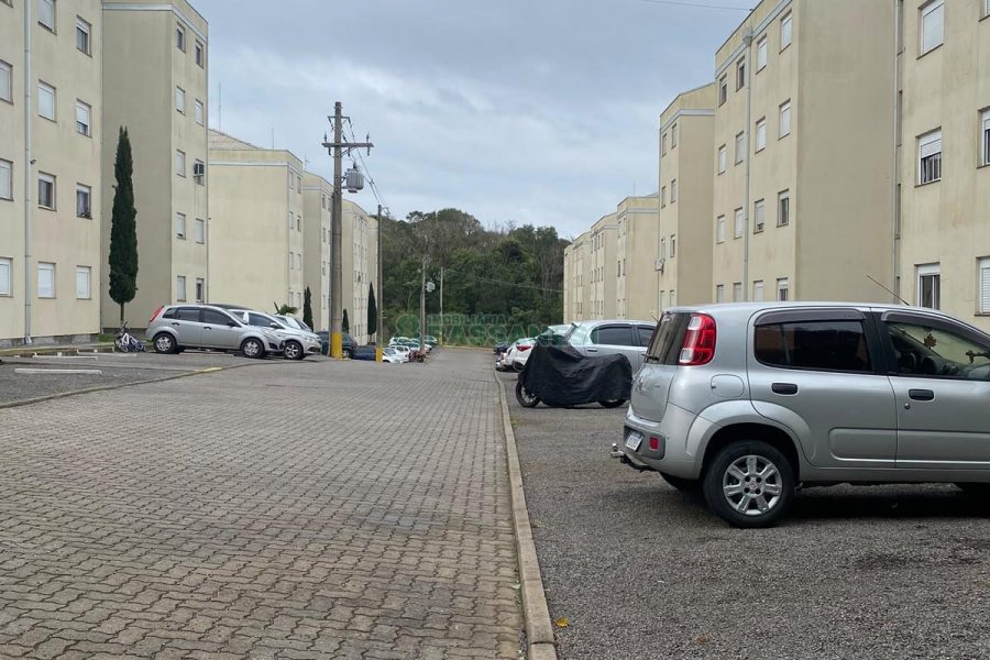 Apartamento com 44m², 2 dormitórios, 1 vaga, no bairro Nossa Senhora das Graças em Caxias do Sul para Comprar