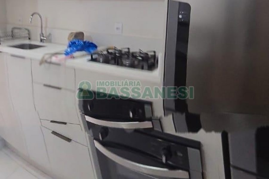Apto Mobiliado com 112m², 2 dormitórios, 1 vaga, no bairro Lourdes em Caxias do Sul para Alugar