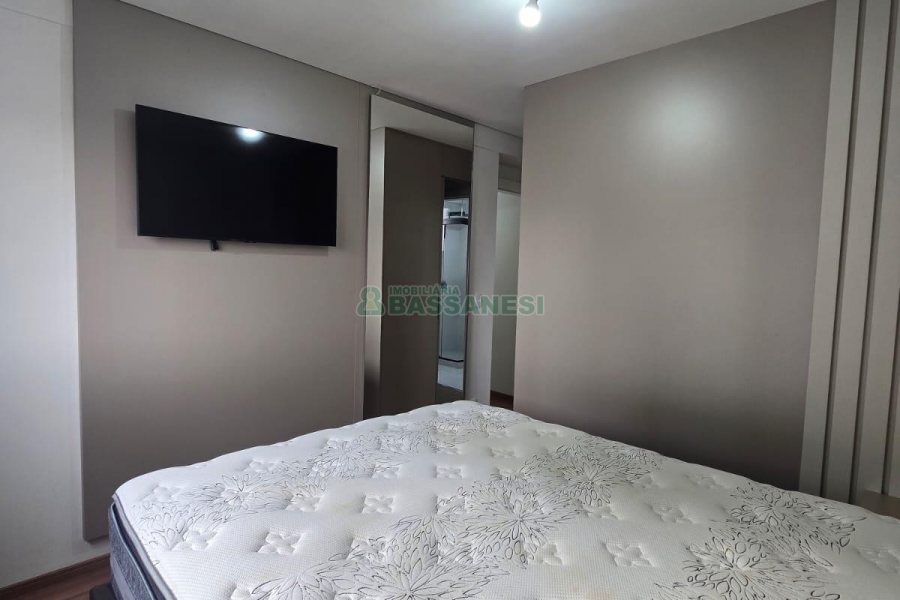 Apto Mobiliado com 112m², 2 dormitórios, 1 vaga, no bairro Lourdes em Caxias do Sul para Alugar