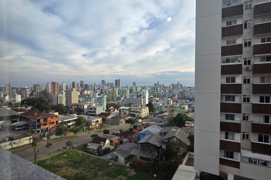 Apto Mobiliado com 112m², 2 dormitórios, 1 vaga, no bairro Lourdes em Caxias do Sul para Alugar