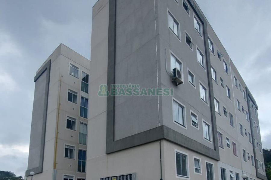 Apartamento com 42m², 2 dormitórios, 1 vaga, no bairro Panazzolo em Caxias do Sul para Alugar
