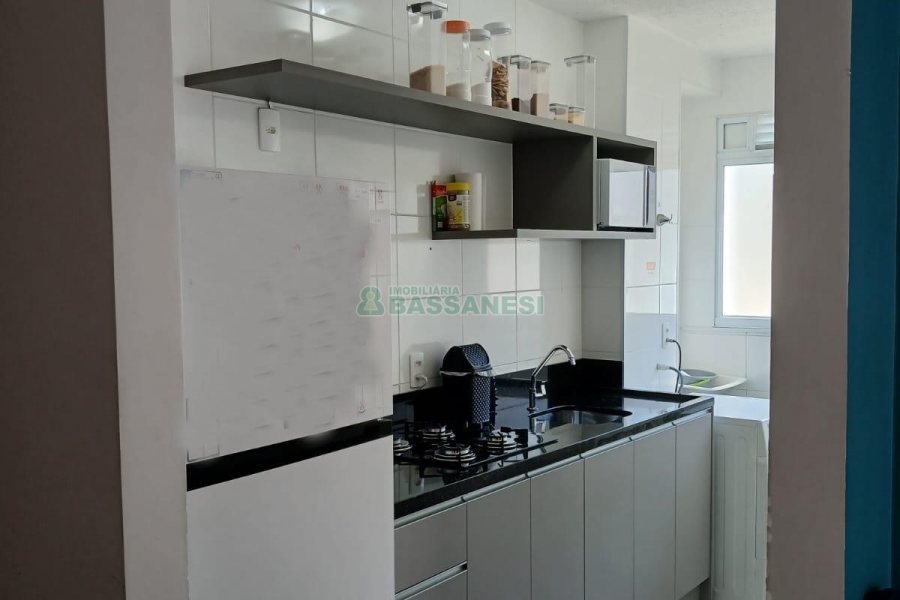 Apartamento com 42m², 2 dormitórios, 1 vaga, no bairro Panazzolo em Caxias do Sul para Alugar