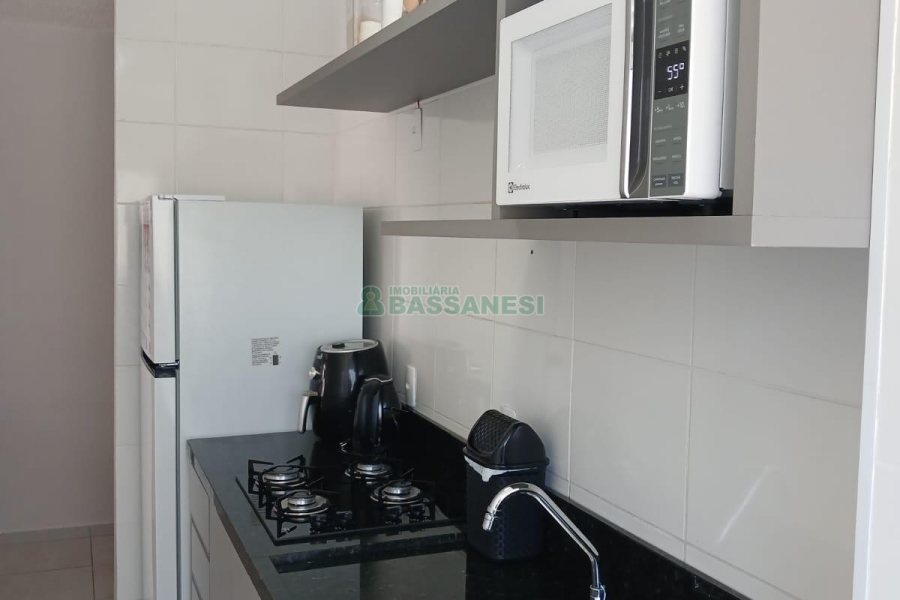 Apartamento com 42m², 2 dormitórios, 1 vaga, no bairro Panazzolo em Caxias do Sul para Alugar