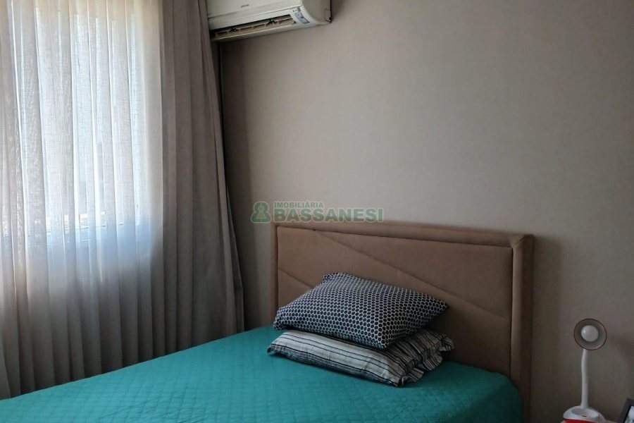 Apartamento com 42m², 2 dormitórios, 1 vaga, no bairro Panazzolo em Caxias do Sul para Alugar