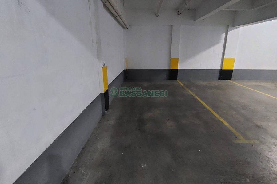 Apto Mobiliado, 1 dormitório, 1 vaga, no bairro Petrópolis em Caxias do Sul para Alugar