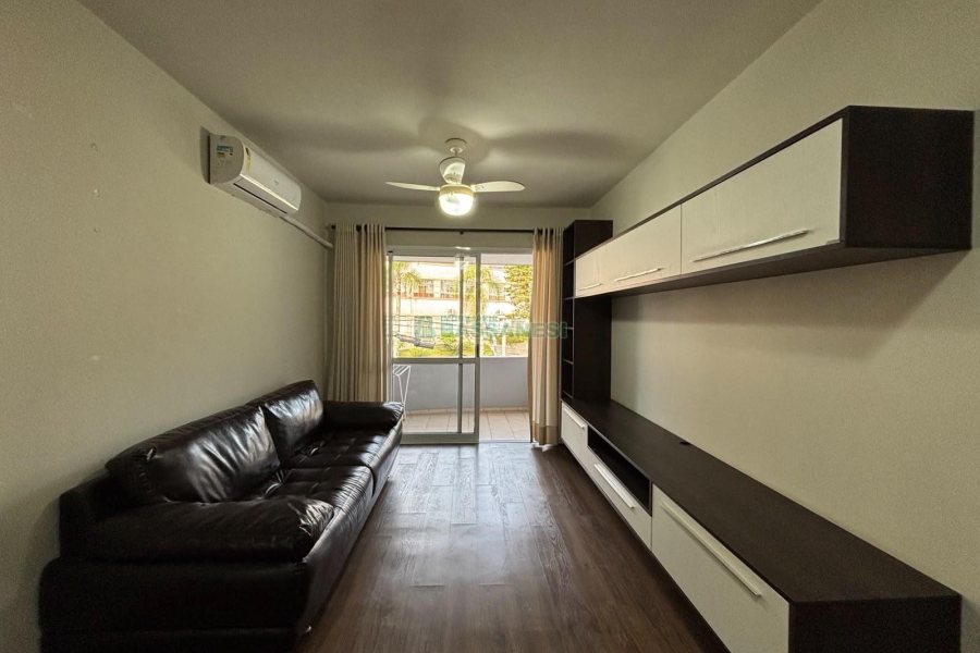 Apartamento com 74m², 2 dormitórios, 1 vaga, no bairro Petrópolis em Caxias do Sul para Alugar