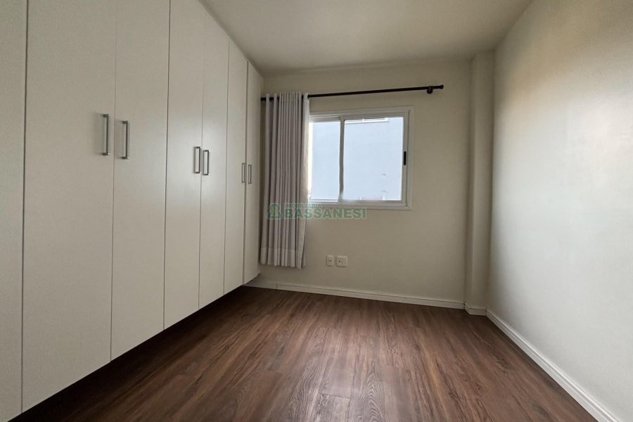 Apartamento com 74m², 2 dormitórios, 1 vaga, no bairro Petrópolis em Caxias do Sul para Alugar