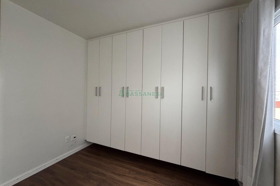 Apartamento com 74m², 2 dormitórios, 1 vaga, no bairro Petrópolis em Caxias do Sul para Alugar